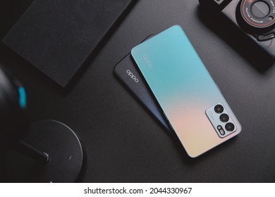 OPPO Reno13 A、量販店で品切れ続出のなかオンラインで購入？