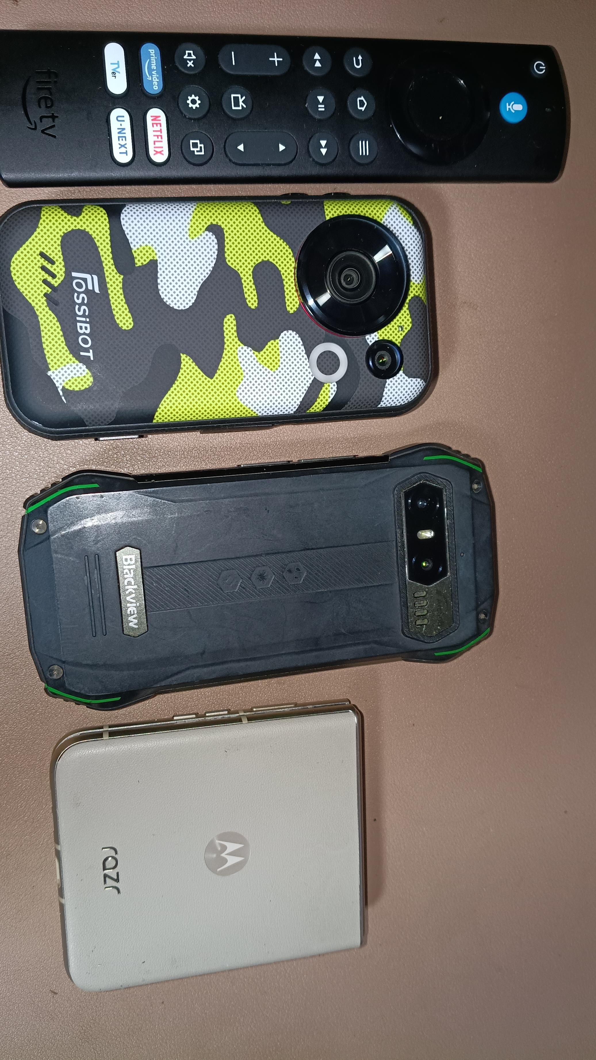 【朗報】コンパクトスマホに新モデル続々！Jelly StarはAndroid16へ